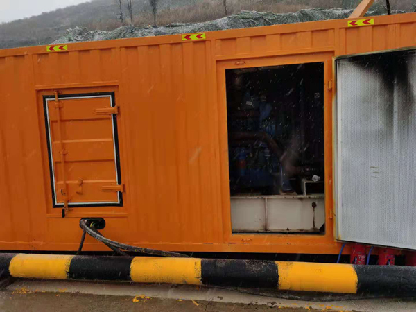 白朗发电机出租 柴油发电机组电压低报警怎么办？