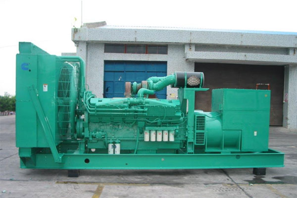 白朗工厂发电机应急发电时如何更准确地检查发电机状态？