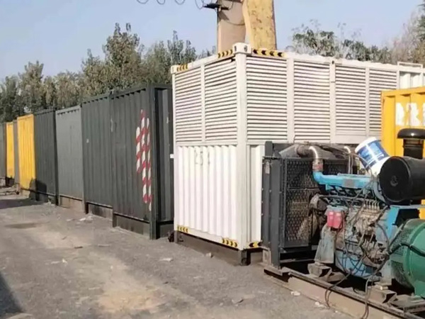 白朗200KW柴油发电机机组每小时油耗是多少？